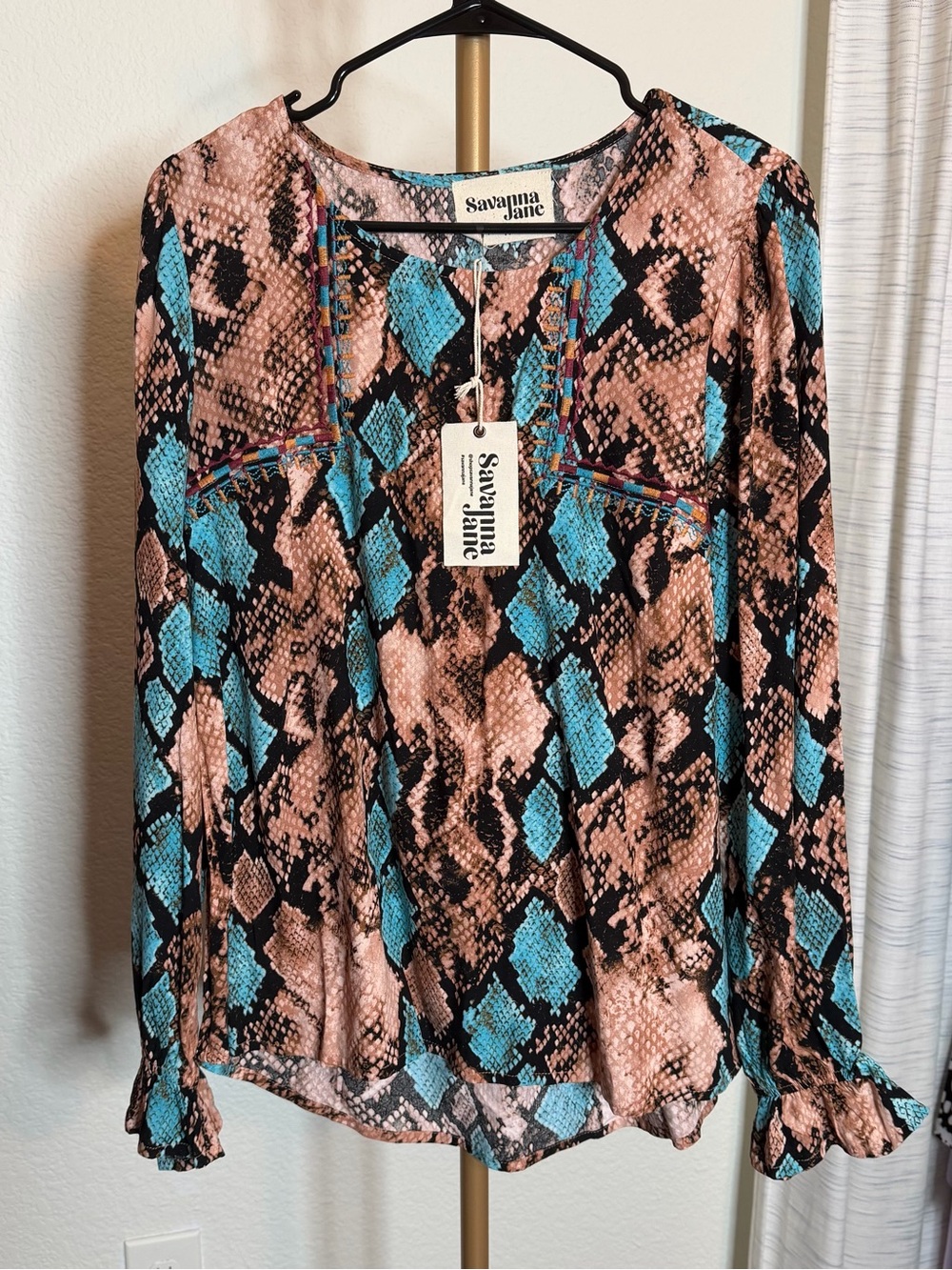 Savanna Jane Women’s Snake-Print Embroidery Top